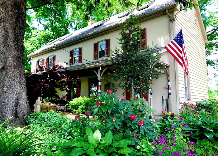 Galvanized America Inn & Art Gallery